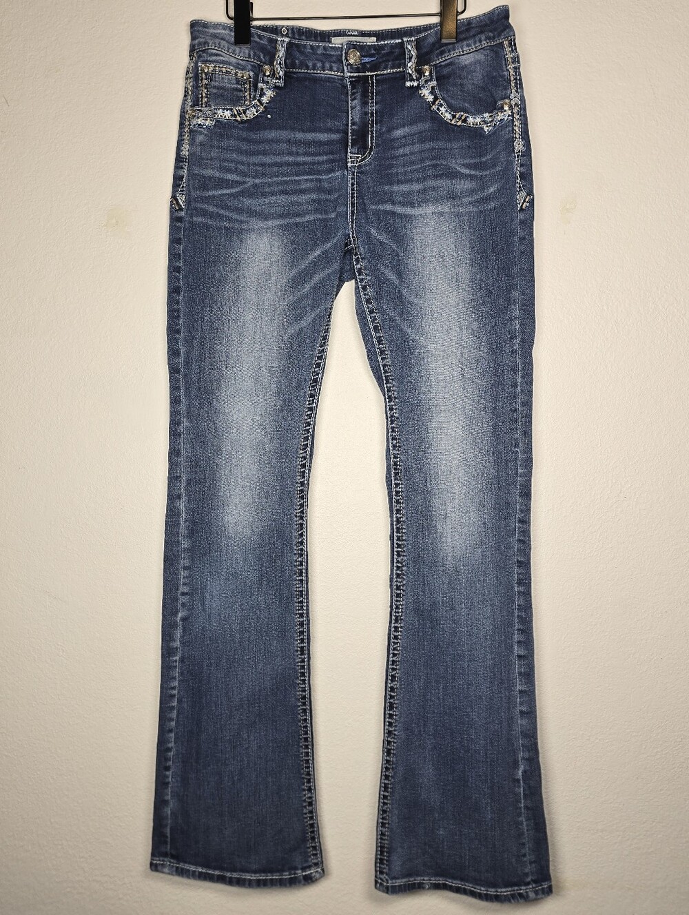 Grace in LA Embellished Bootcut Jeans Size 31 Floral Embroidery Rhinestone